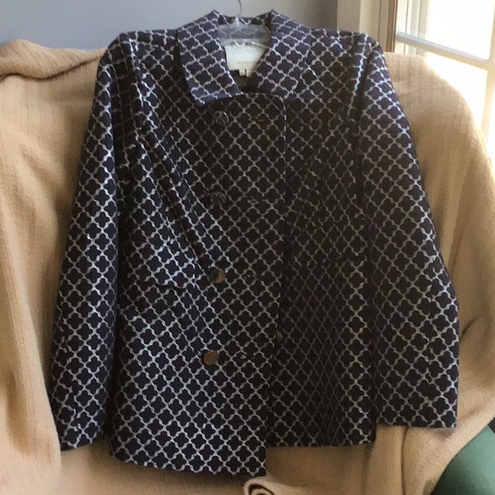 Women’s skirt suit